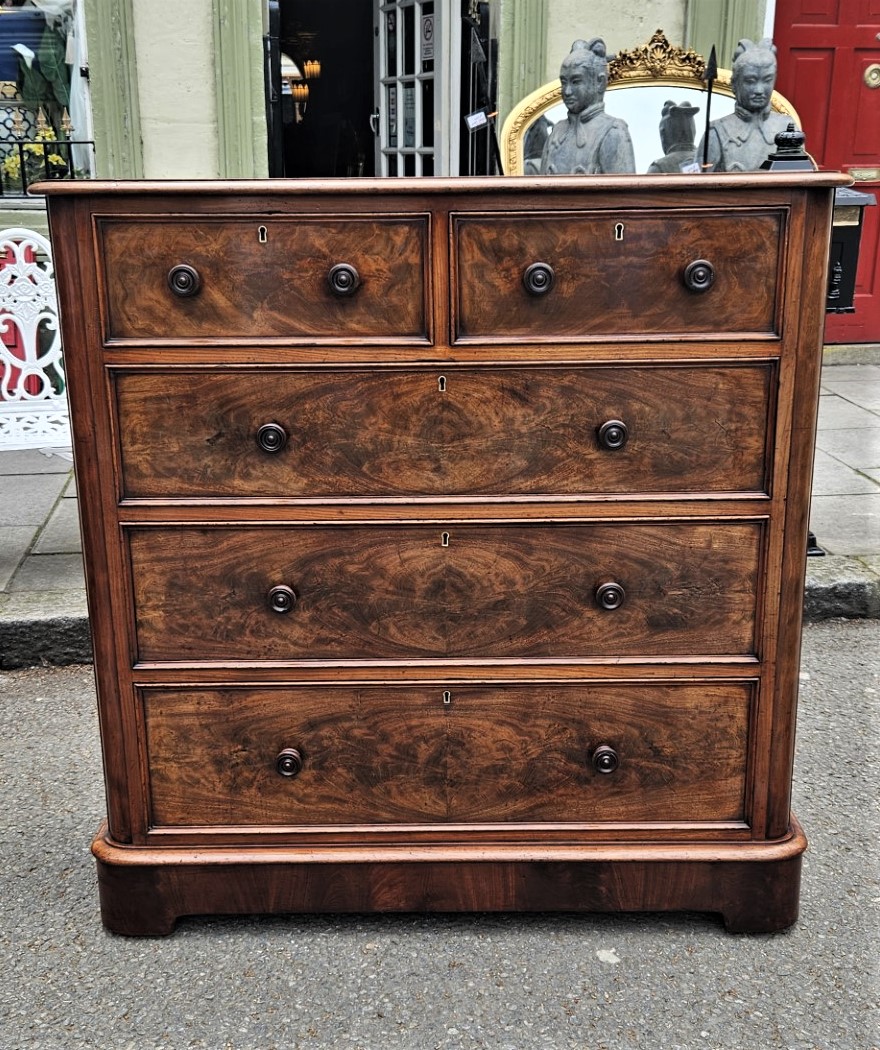 Dublin Maker Chest Of Drawers Moy Antiques